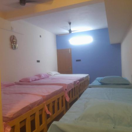 Ananthasayanam Homestay Near Sri Padmanabha Swamy Temple Thiruvananthapuram Екстериор снимка